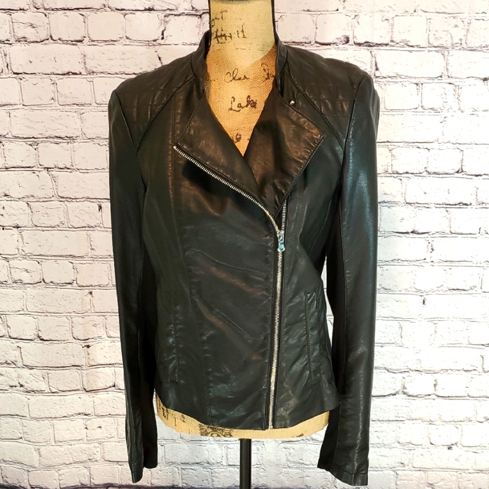 INC International Concepts Faux Leather Moto Jacket Size M EUC